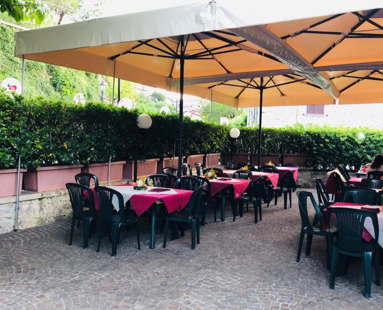 Kiosk bar in Percile