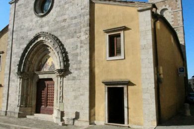 Collegiata-dei-Santi-Leonardo-e-Cassia