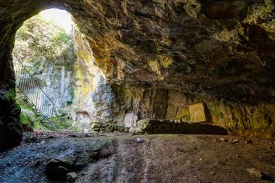 Grotta-del-Mitreo