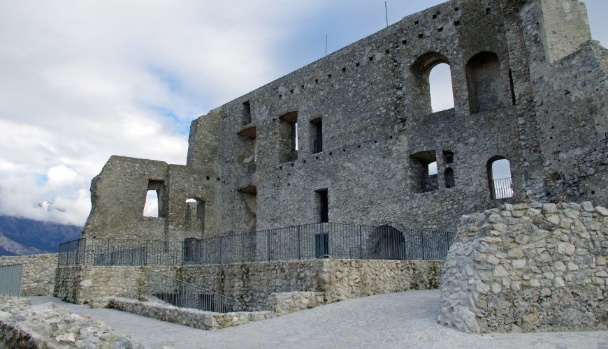 Norman-swabian Castle