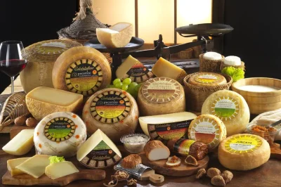 Pecorino Crotonese cheese DOP Calabrialleva