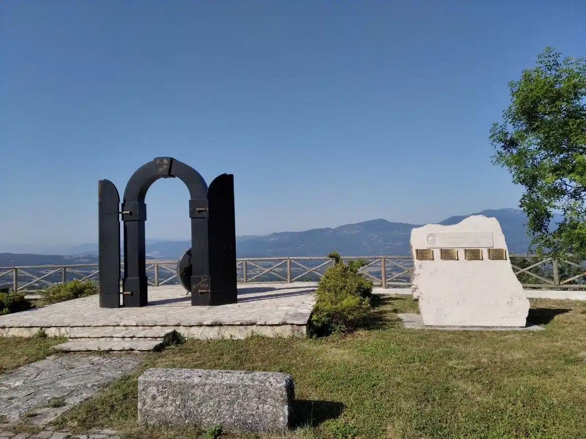 Porta del Mondo