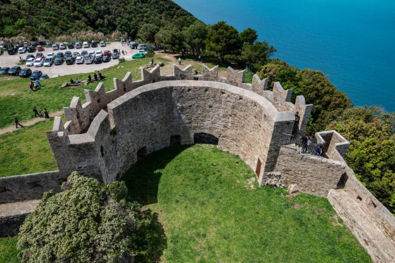Rocca degli Appiani