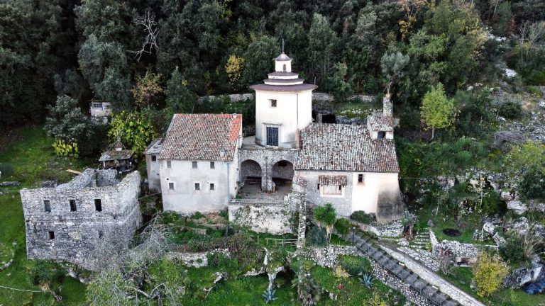 Santuario Del Crocifisso