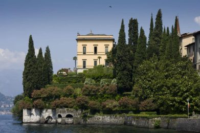 Villa-Cipressi