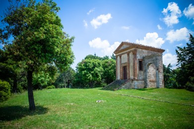 Tempietto di San Raffaele