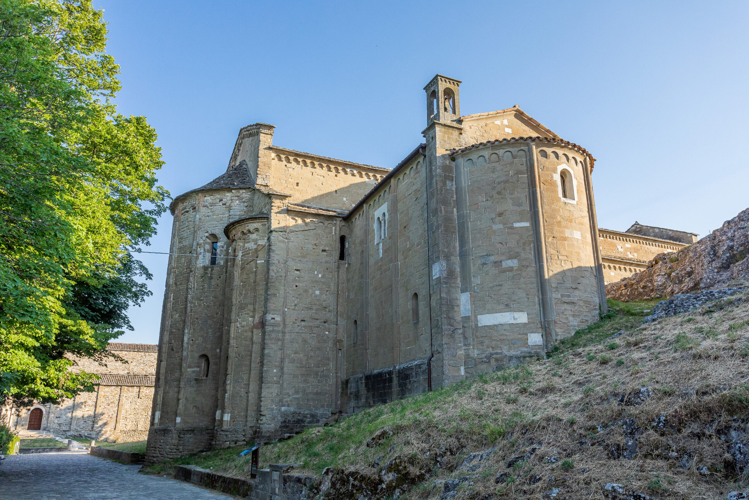san-leo-cattedrale-di-san-leone