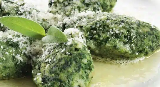 Ricetta: Strangolapreti alla trentina: il sapore genuino dei borghi di montagna
