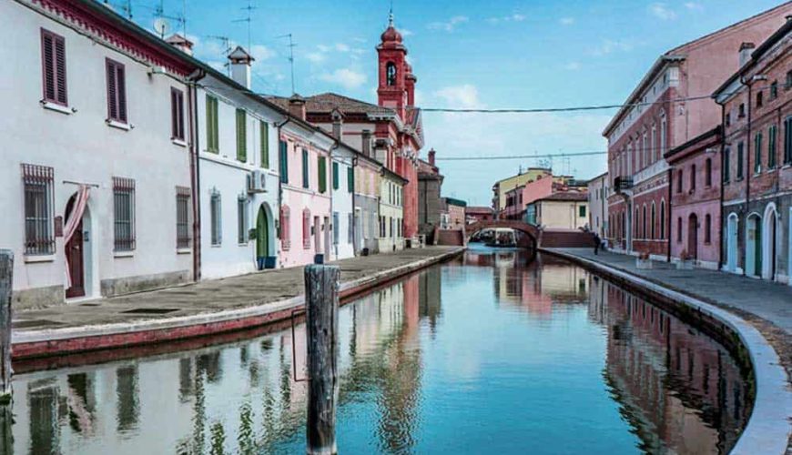 Comacchio: the village, the eels and the lagoon