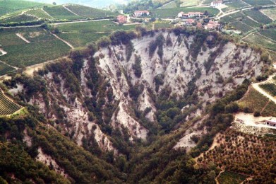 La leggenda della Rocca dei sette fratelli nelle Langhe