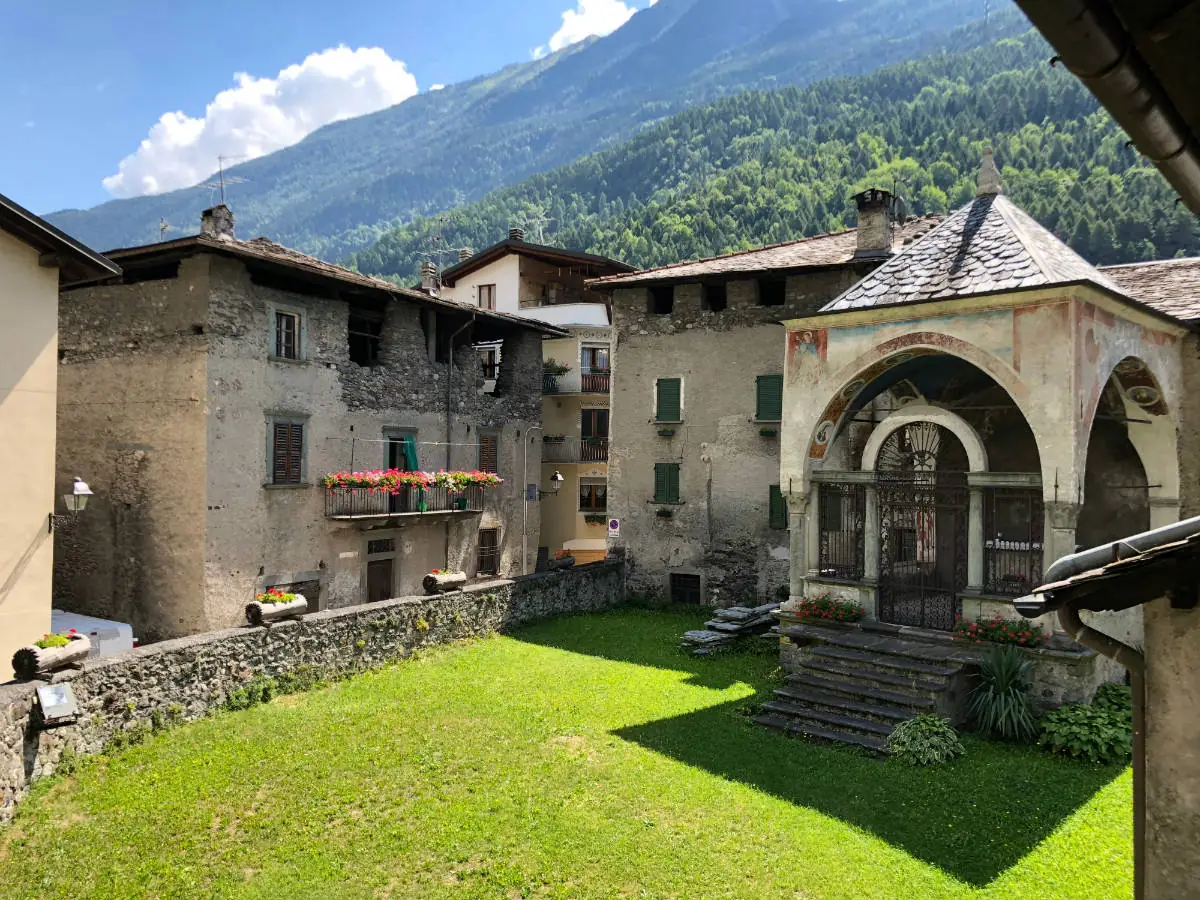 Grosio, tornando alle radici più antiche della Valtellina