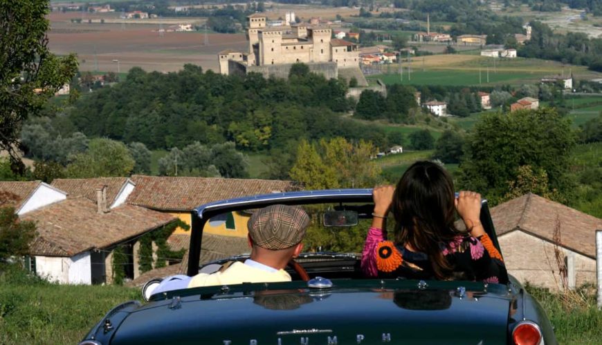 Borghi storici e auto d’epoca