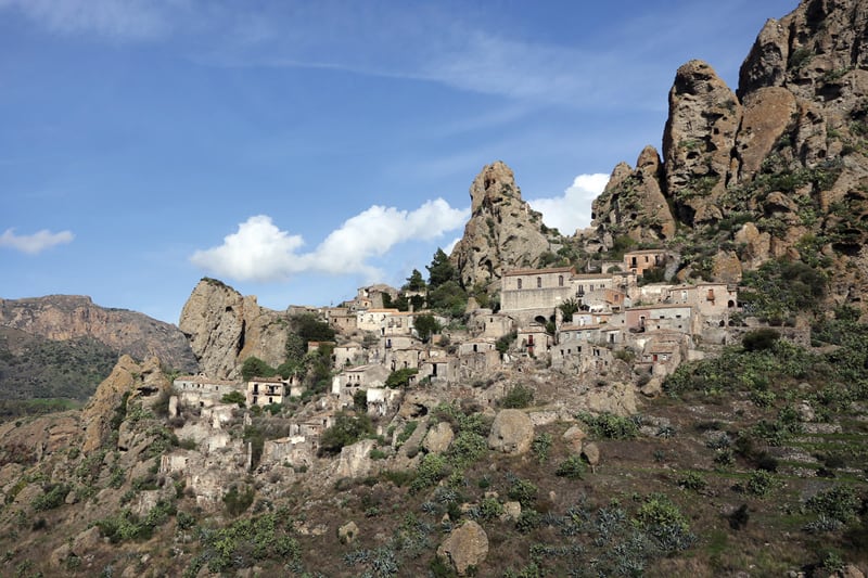 Pentedattilo