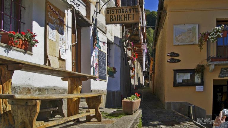 Passeggiando a Monteviasco - Carlo Reggiori