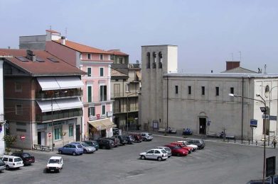 Piazza centrale di Orsogna-Andrea Gennari