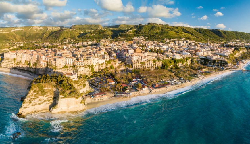 Land of legends, sea and lots of sun, Calabria in 5 extraordinary stages
