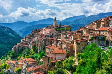 Uno-sguardo-a-Apricale