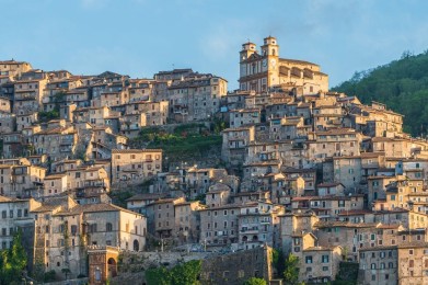 A look at Artena