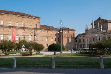 Uno-sguardo-a-Gualtieri