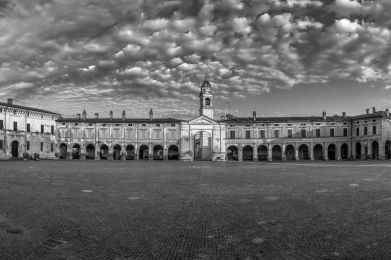 A look at Isola Dovarese