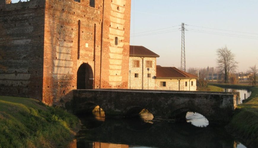 A look at Isola della Scala