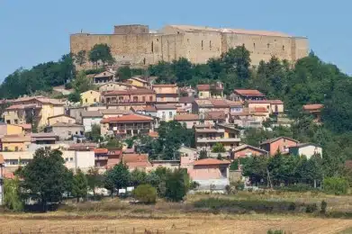 Uno-sguardo-a-Lagopesole