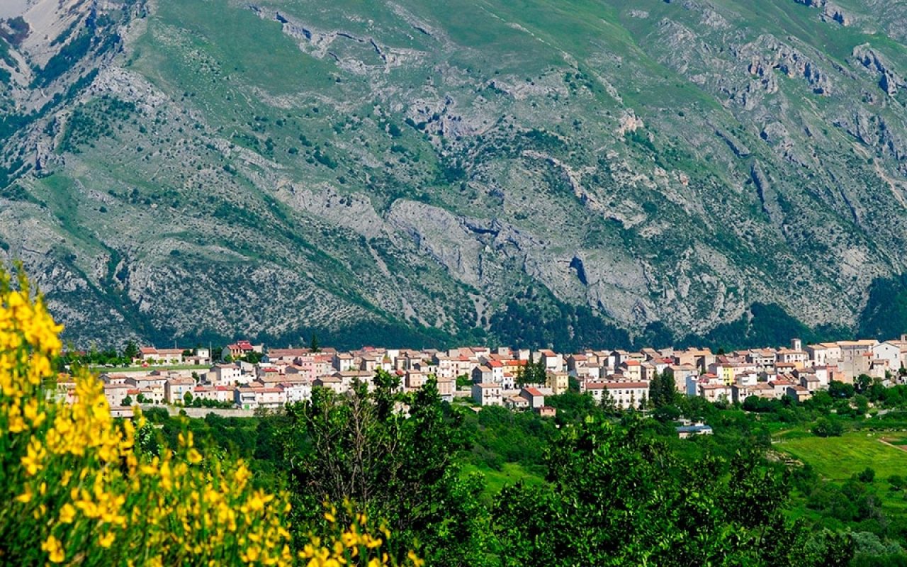 A look at Lama dei Peligni