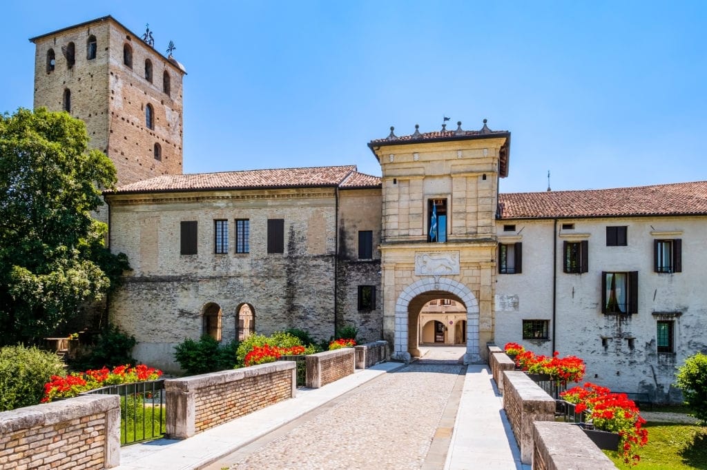 A look at Portobuffolè