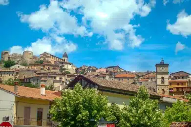 Uno-sguardo-a-Scurcola-Marsicana