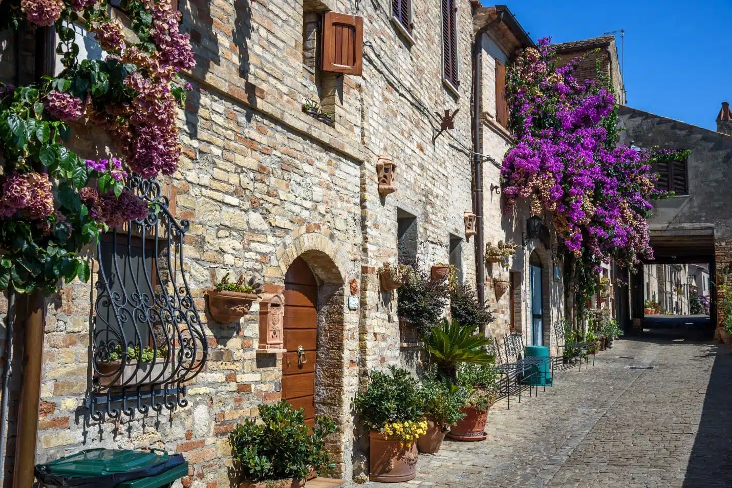 A look at Torre di Palme