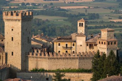 Uno-sguardo-a-Vigoleno