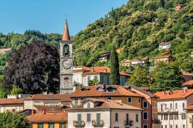 Veduta della chiesa di Filippo e Giacomo a Laveno