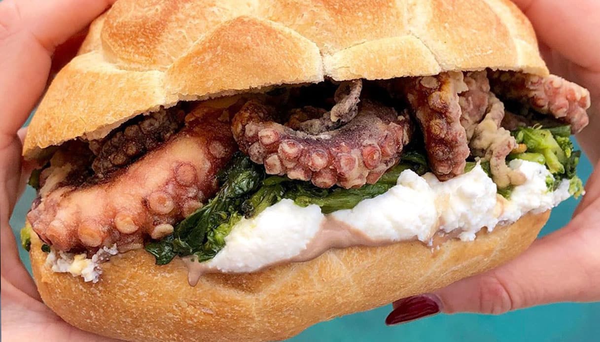 Panino imbottito Polignano a Mare