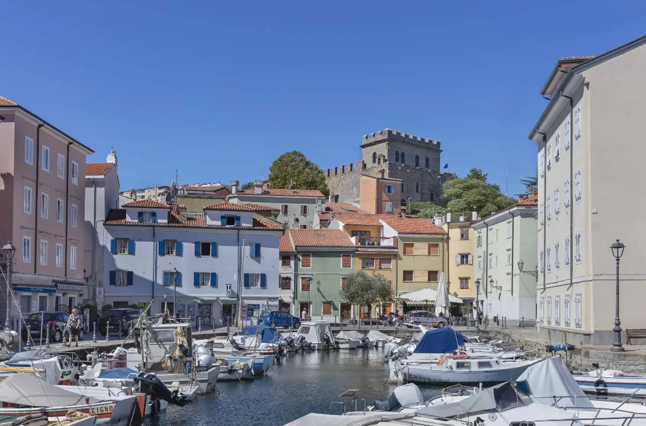 Muggia shutterstock 475952920