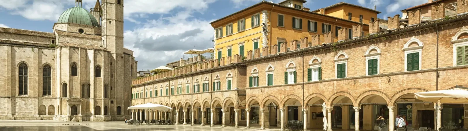 Ascoli Piceno -Depositphotos_112316020_L