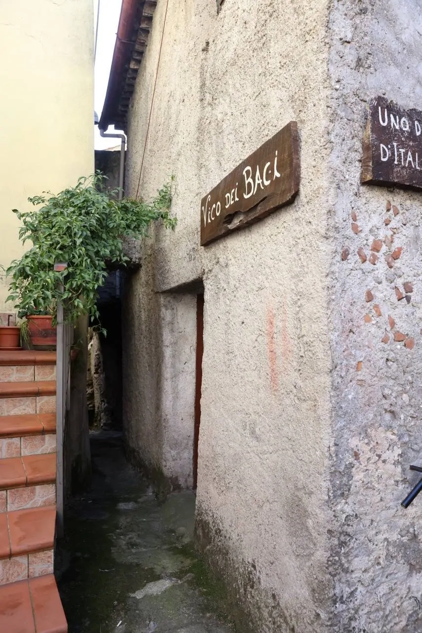 Vicolo dei baci