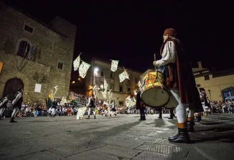 Gara di Musici e Sbandieratori Castiglion Fiorentino