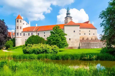 Il Castello di TelÄ