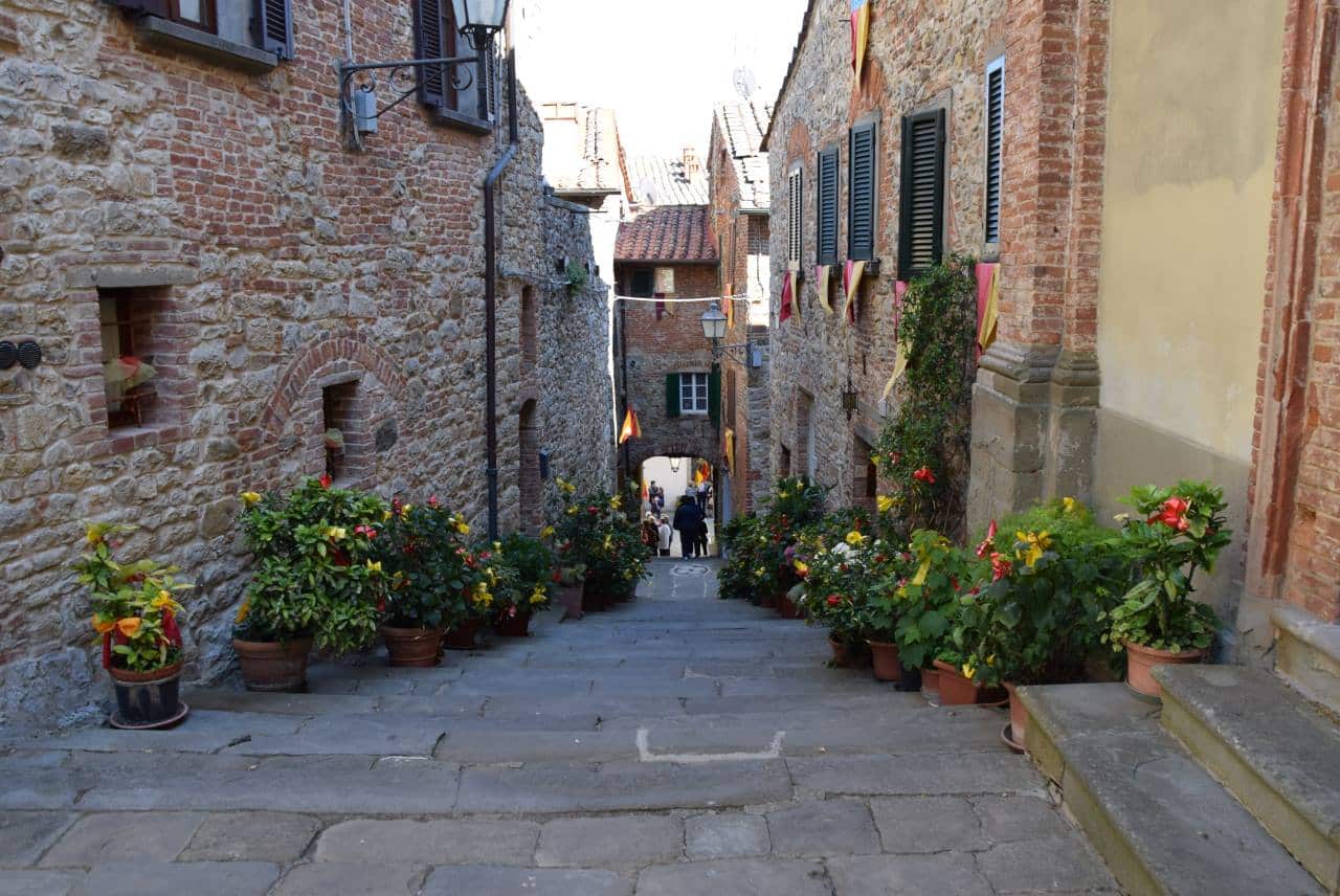 Maggiolata Lucignanese, Lucignano – Ph. Stefano Panichi flickr