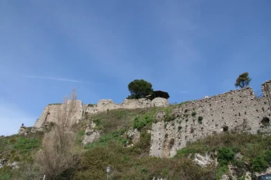 Ruderi del castello, Tiriolo - KenEKaplan_10_11zon