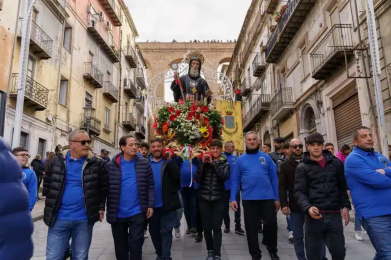 San Francesco di Paola in processione a Corigliano_25_11zon