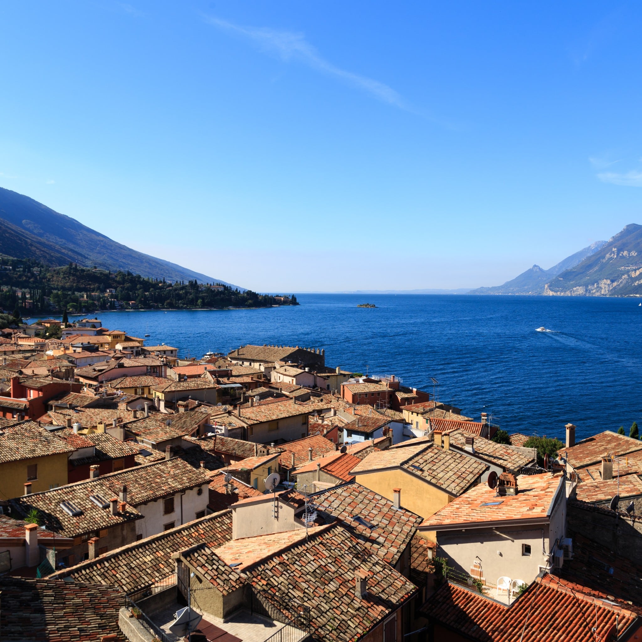 Uitzicht Gardameer vanuit kasteel Malcesine