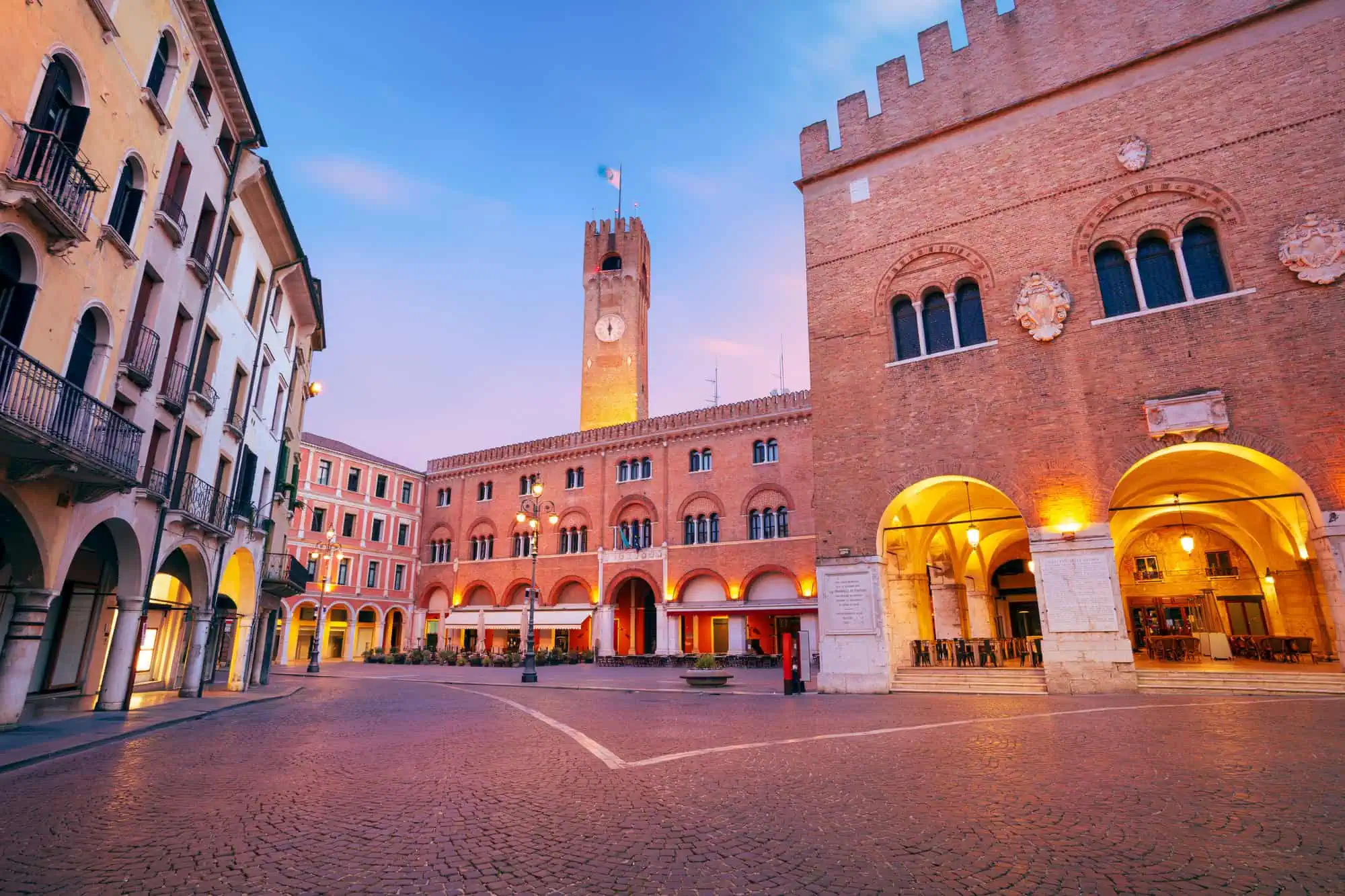 Treviso -Depositphotos_555153410_L_1