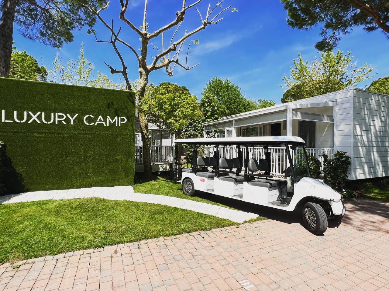 Luxury Camp servizio taxi interno