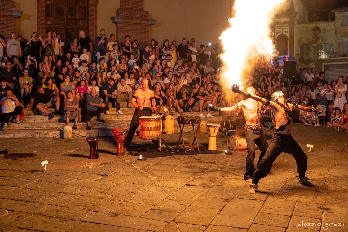 L’incantaborgo, giocolieri