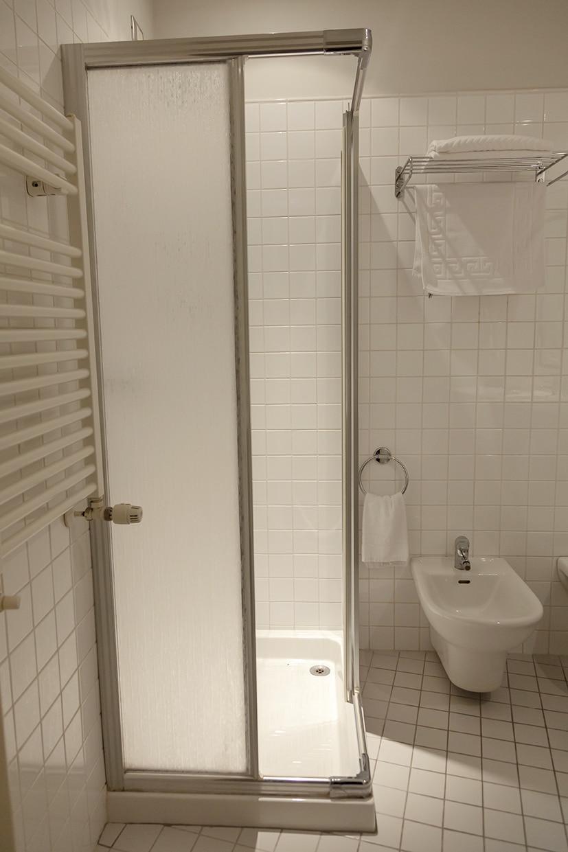 Double room for single use