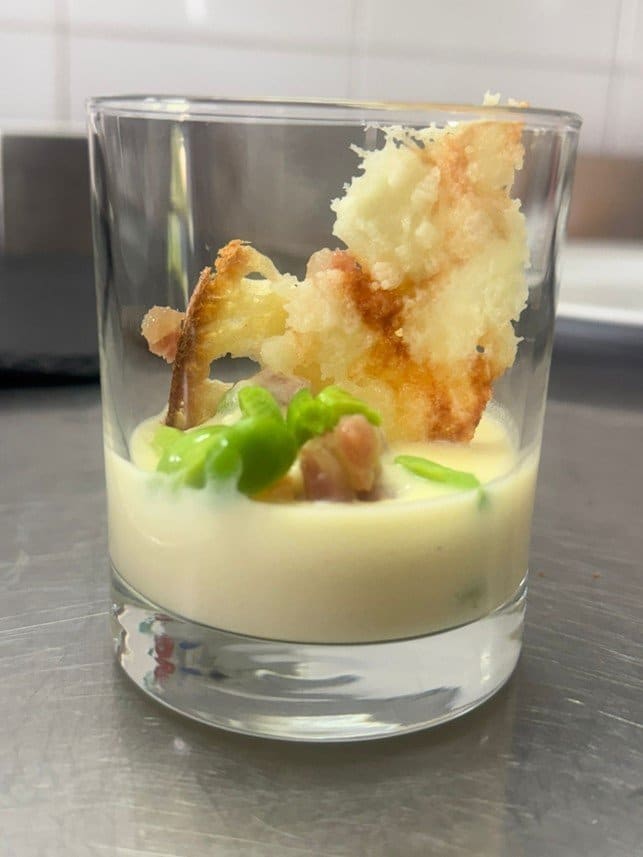 Summer to taste: amazing finger foods with Pecorino Crotonese Dop 7 Crumble di pancetta e crema di pecorino