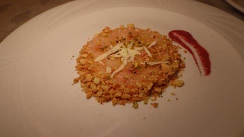 Summer to taste: amazing finger foods with Pecorino Crotonese Dop 6 Gambero rosa su crumble