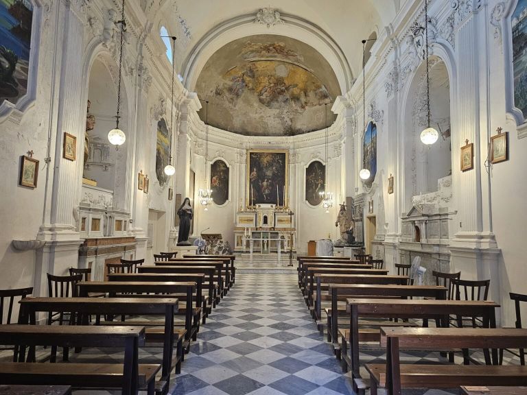 Interno Chiesa San Giuseppe
