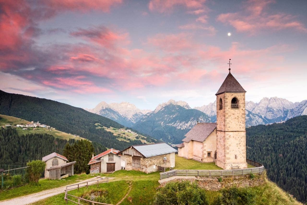 La Chieseetta di San Leonardo a Casamazzagno